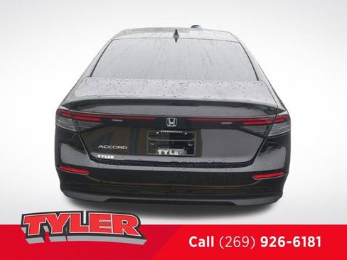 Certified 2023 Honda Accord EX image 7