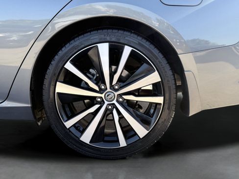 Used 2022 Nissan Altima 2.5 SR image 11