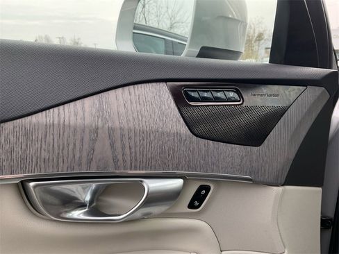 Certified 2023 Volvo XC90 B6 Plus w/ Protection Package image 19