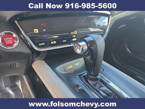 Used 2018 Honda HR-V EX image 13