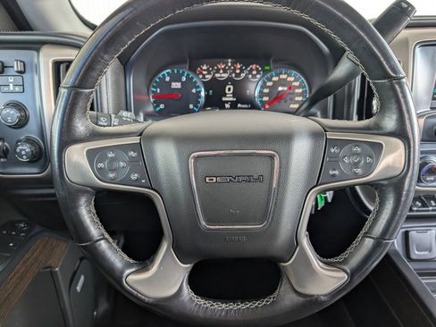 Used 2019 GMC Sierra 3500 Denali image 15