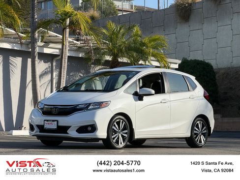Used 2018 Honda Fit EX image 1