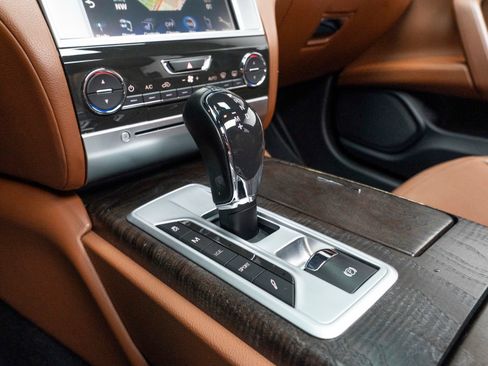 Used 2014 Maserati Quattroporte GTS RWD image 33