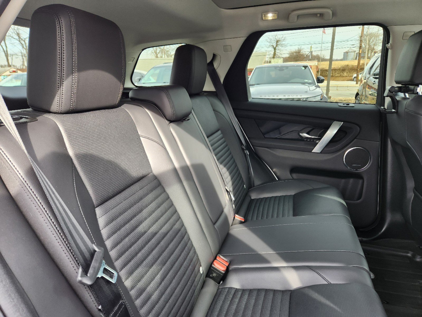 Certified 2024 Land Rover Discovery Sport S AWD/4WD image 15