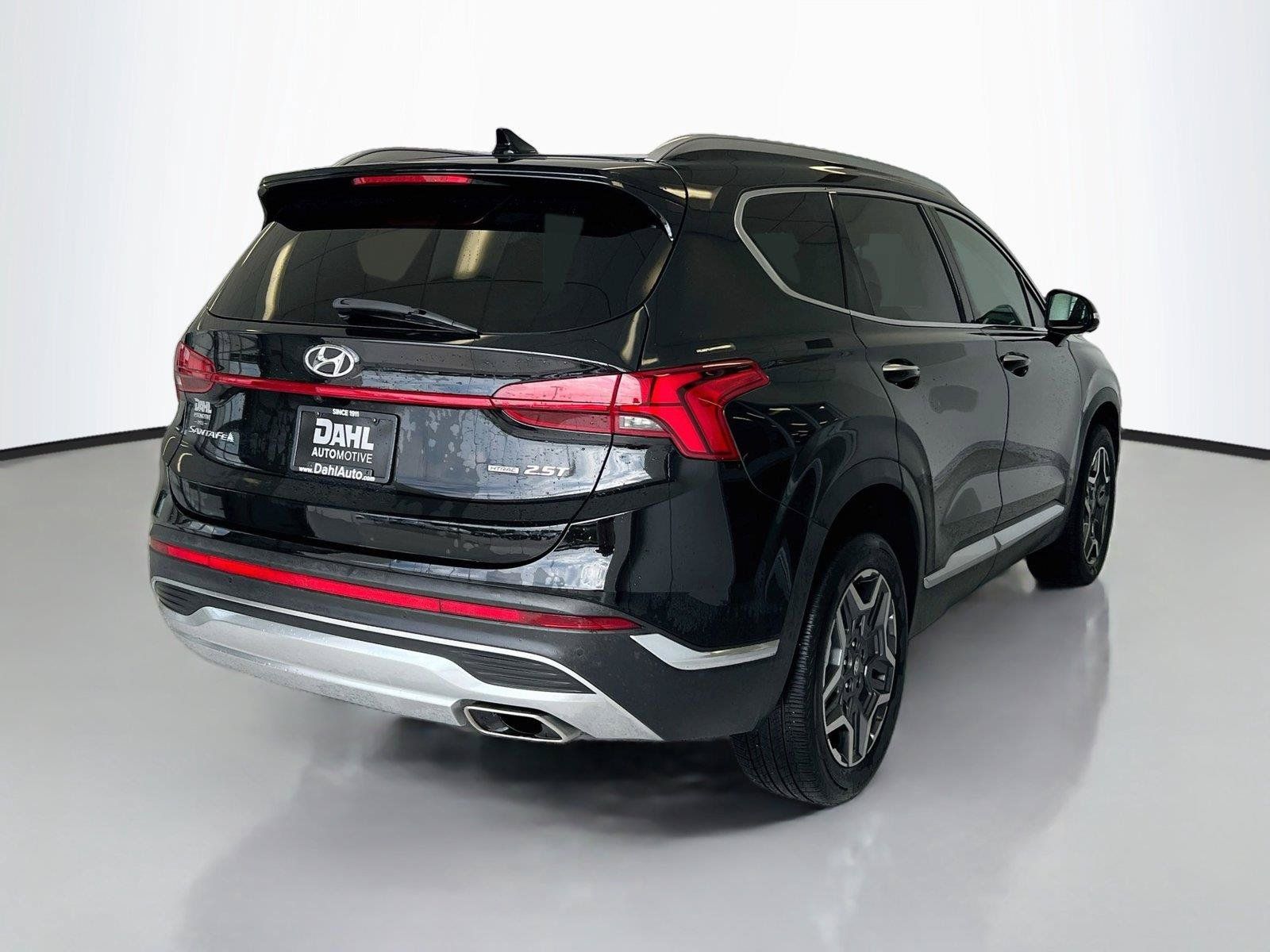 Used 2022 Hyundai Santa Fe Limited AWD/4WD image 13