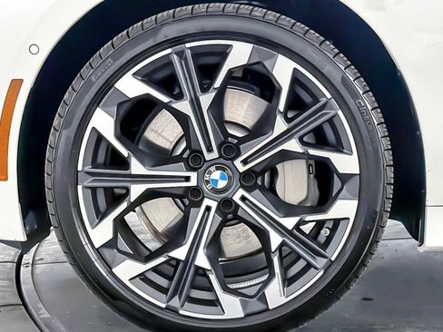 Used 2025 BMW 330i 330i w/ Premium Package image 26