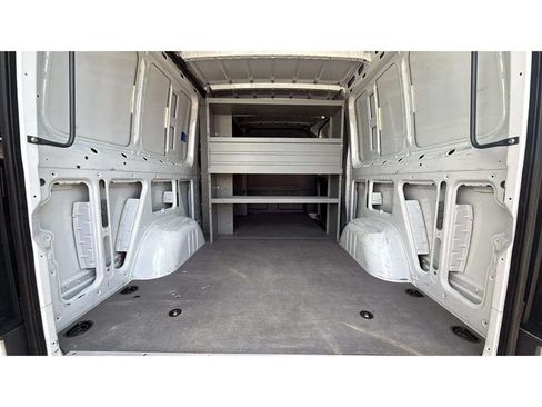 Used 2022 Mercedes-Benz Sprinter 1500 image 9