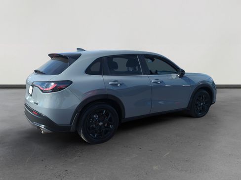 Used 2024 Honda HR-V Sport image 5