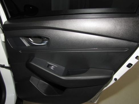 Certified 2025 Honda Accord LX image 17