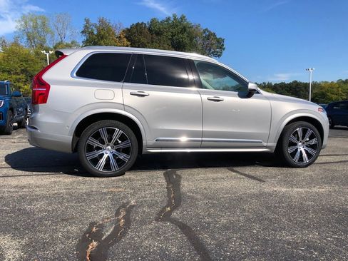 Used 2023 Volvo XC90 B6 Ultimate w/ Protection Package Premier image 8