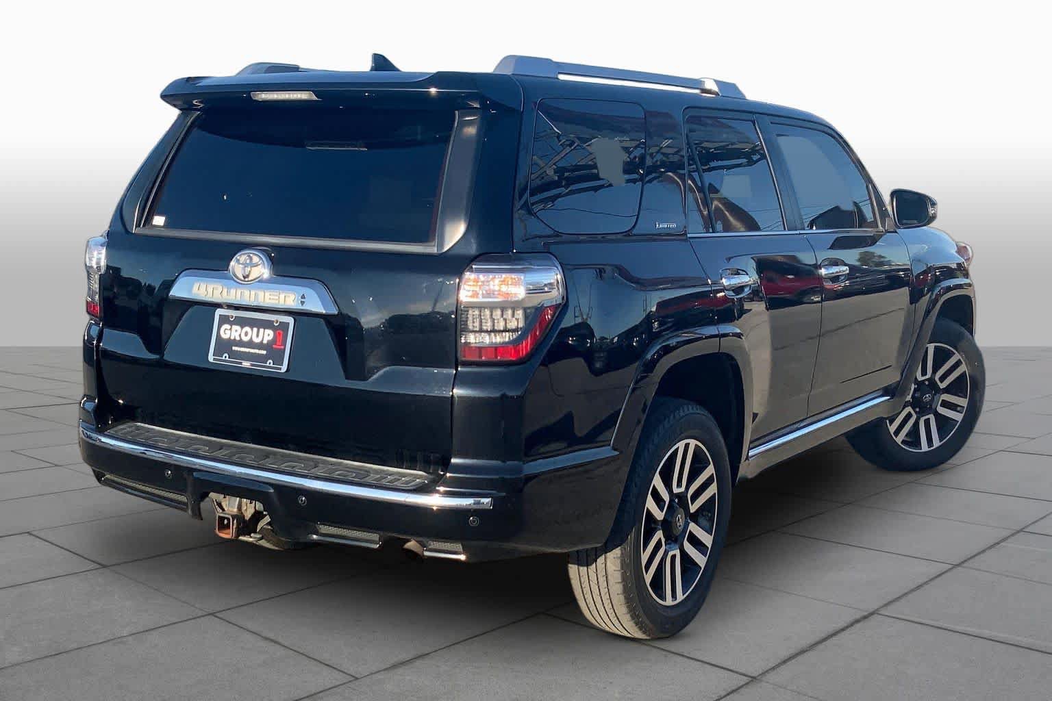Used 2016 Toyota 4Runner Limited AWD/4WD image 12