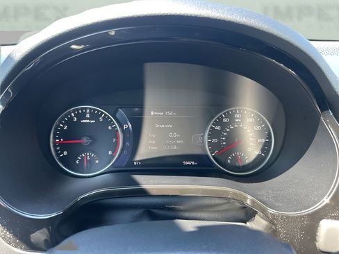 Used 2021 Kia Seltos SX w/ SX Sunroof Package image 24