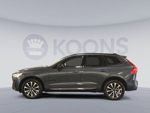 Used 2023 Volvo XC60 B5 Plus w/ Climate Package image 2
