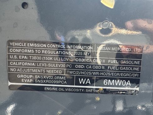 Used 2025 Nissan Sentra SV FWD image 23