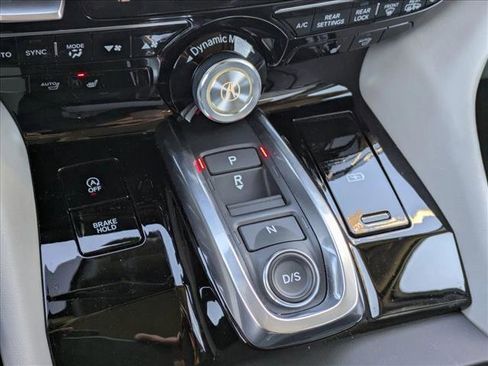 Used 2025 Acura MDX SH-AWD w/ Technology Package image 15