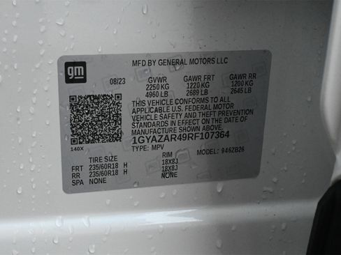 Certified 2024 Cadillac XT4 Luxury w/ Cold Weather Package image 31