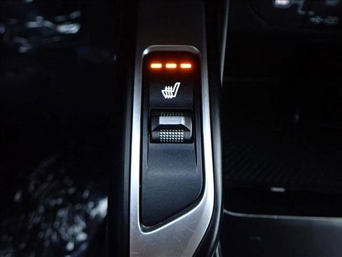 Used 2024 Kia Sorento S image 22