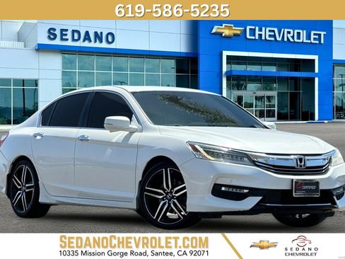 Used 2016 Honda Accord Touring image 1