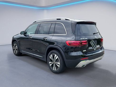 Certified 2025 Mercedes-Benz GLB 250 4MATIC image 5