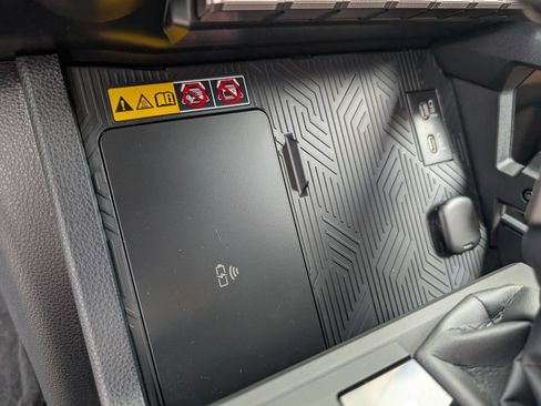 New 2026 Toyota 4Runner Limited AWD/4WD image 17
