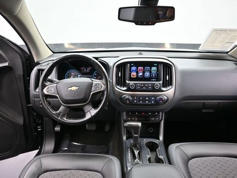 Used 2017 Chevrolet Colorado Z71 RWD image 18
