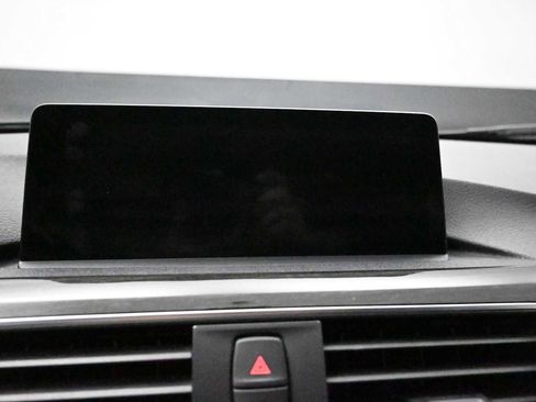 Used 2016 BMW 328i Sedan RWD image 16