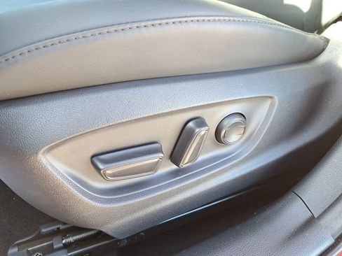 Certified 2021 Toyota Prius XLE w/ Premium Convenience Package image 15