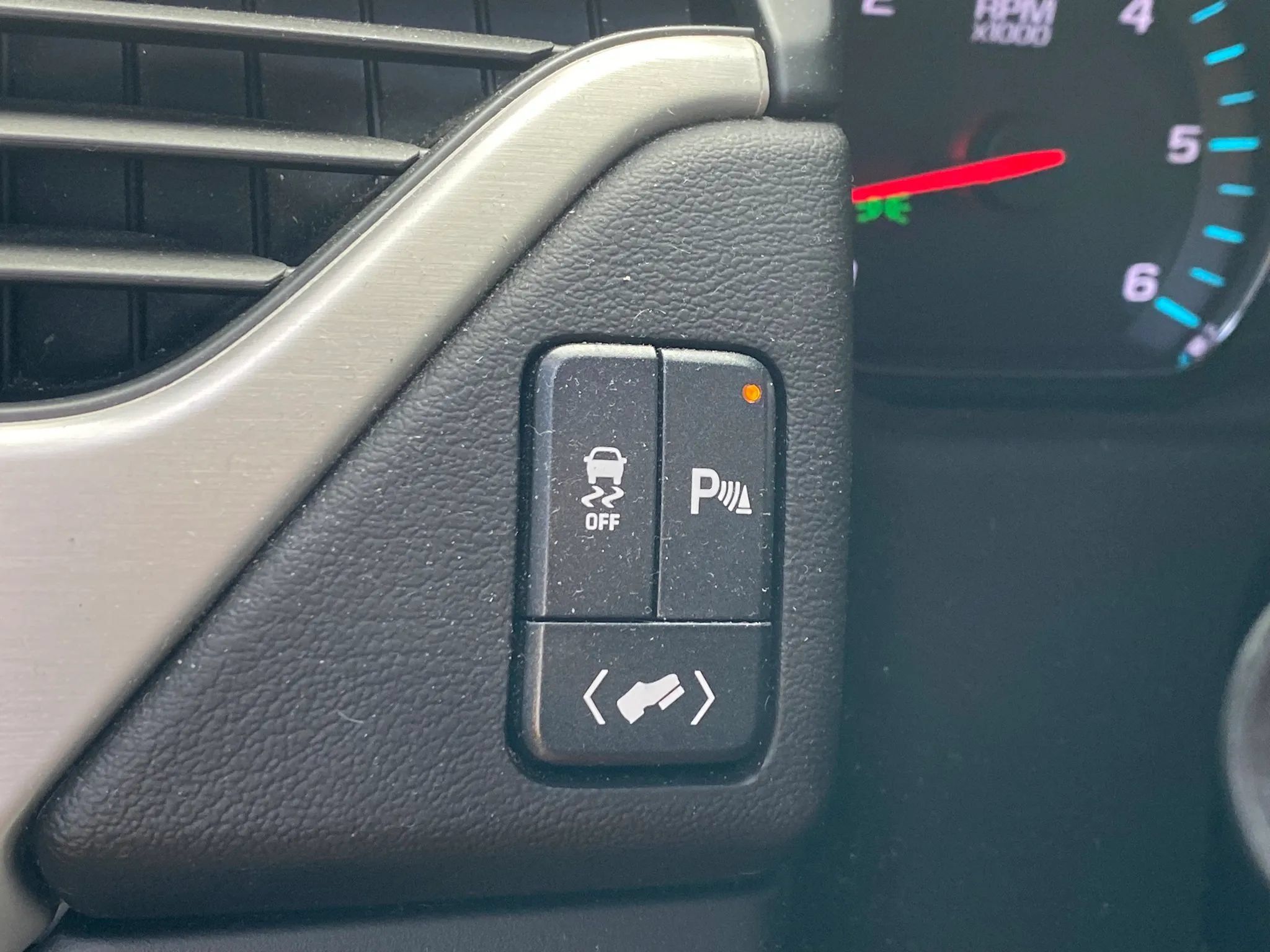 Used 2017 GMC Yukon SLE w/ Convenience Package RWD image 20