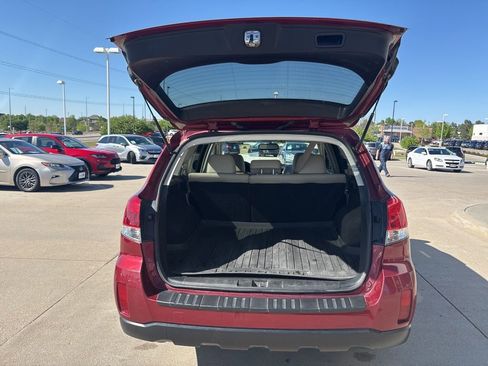 Used 2013 Subaru Outback 2.5i Limited AWD/4WD image 44