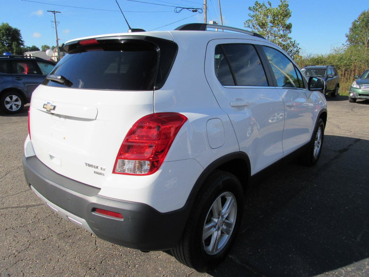 Used 2016 Chevrolet Trax LT w/ LT Convenience Package AWD/4WD image 23