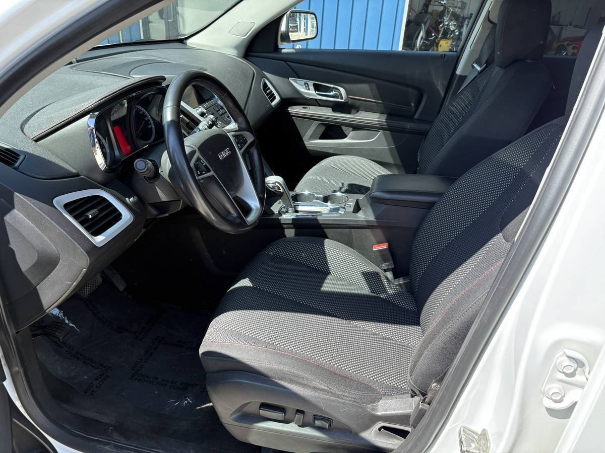 Used 2015 GMC Terrain SLE AWD/4WD image 10
