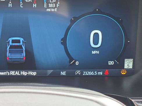 Used 2025 Ford F150 Lariat image 21