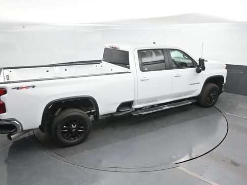 Used 2025 Chevrolet Silverado 2500 LT w/ Safety Package AWD/4WD image 30