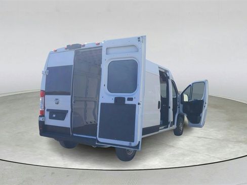 Used 2023 RAM ProMaster 2500 image 13