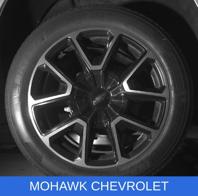 Used 2023 Chevrolet Suburban Premier AWD/4WD image 33