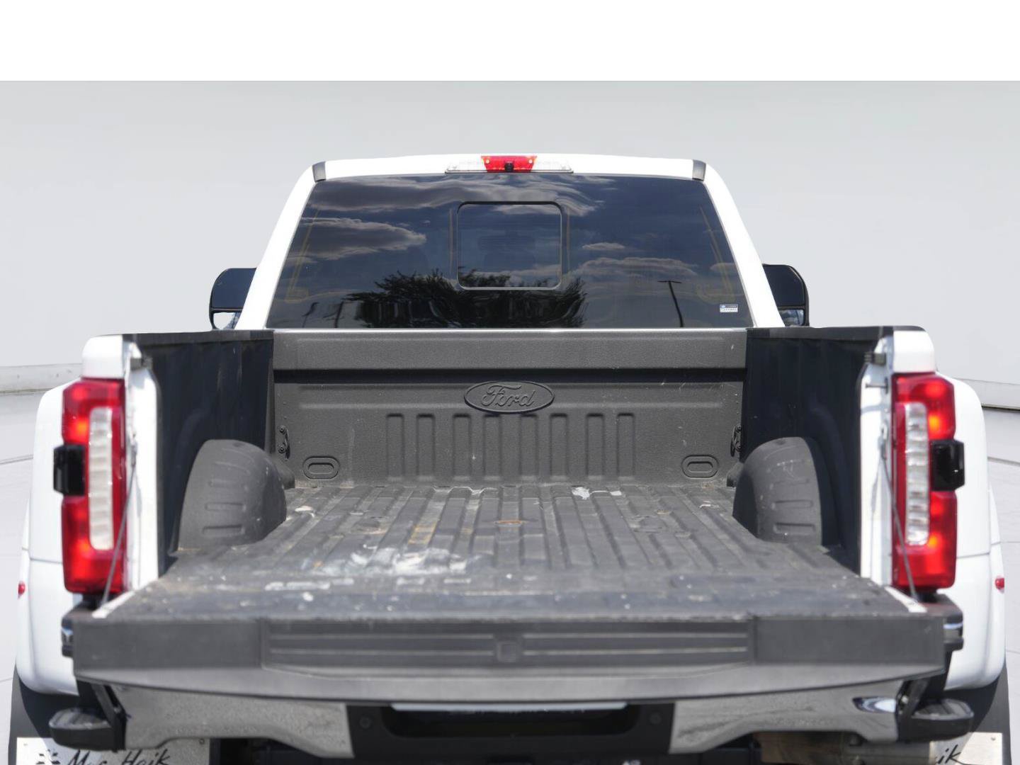 Used 2023 Ford F450 Lariat w/ Camper Package AWD/4WD image 32