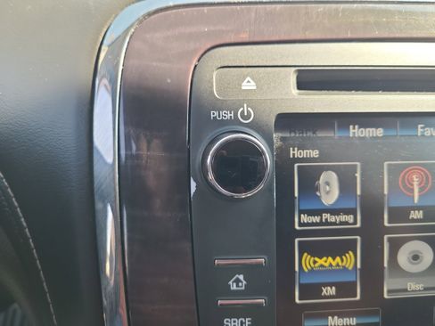 Used 2017 Buick Enclave Leather image 16