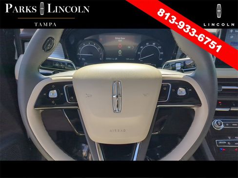 Certified 2022 Lincoln Corsair FWD image 28