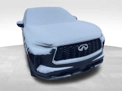 Used 2024 INFINITI QX60 Sensory image 5