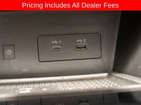 Used 2023 Nissan Pathfinder SL AWD/4WD image 18