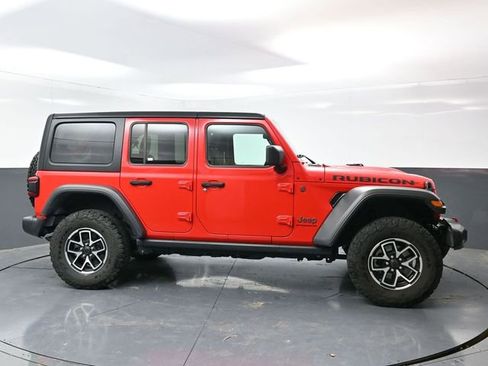 Used 2024 Jeep Wrangler Unlimited Rubicon image 4