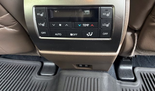 Certified 2023 Lexus GX 460 Premium w/ Accessory Package AWD/4WD image 33