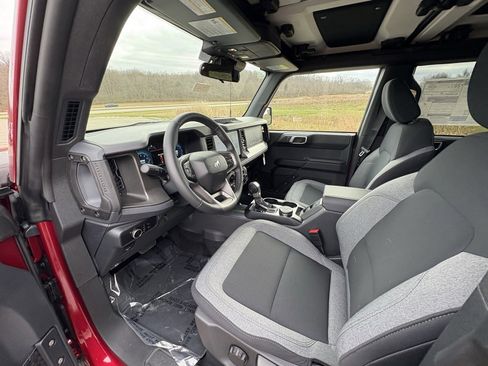 New 2025 Ford Bronco Big Bend w/ Black Appearance Package image 38