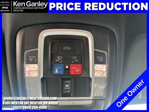 Used 2024 RAM 1500 Laramie AWD/4WD image 17