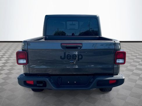 Used 2021 Jeep Gladiator Sport AWD/4WD image 7