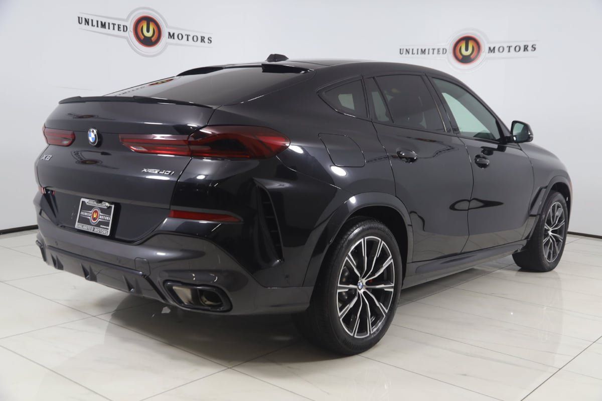 Used 2024 BMW X6 xDrive40i w/ Premium Package AWD/4WD image 3