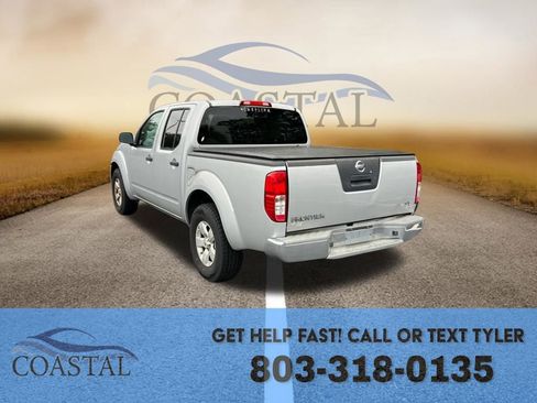 Used 2012 Nissan Frontier SV image 7