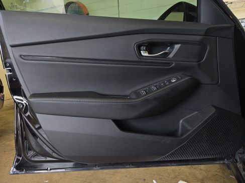 Used 2024 Honda Accord Sport image 12