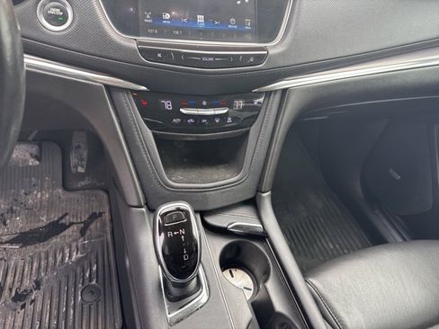 Used 2019 Cadillac XT5 Luxury image 30