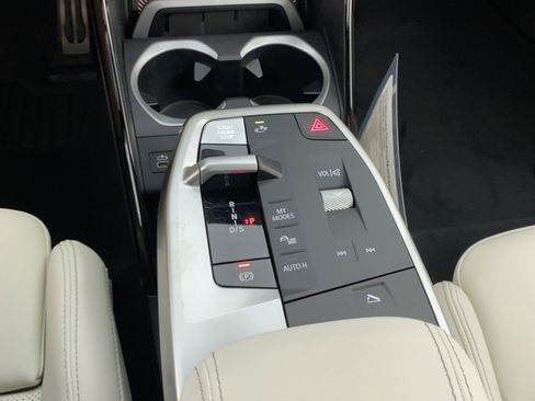 New 2026 BMW X1 xDrive28i w/ Technology Package image 25